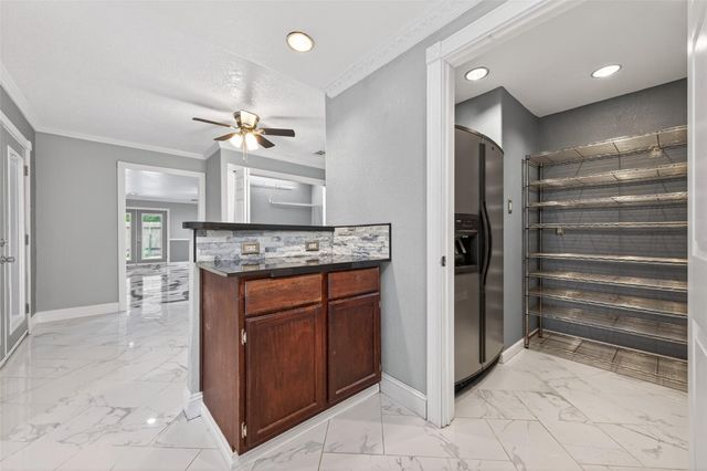 2239 Parkdale Drive, Houston, TX 77339