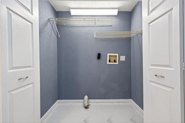2239 Parkdale Drive, Houston, TX 77339