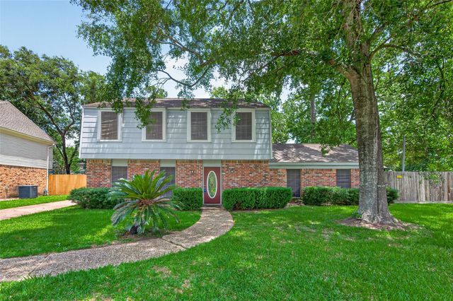 2239 Parkdale Drive, Houston, TX 77339
