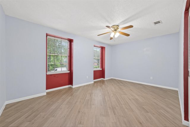 2239 Parkdale Drive, Houston, TX 77339