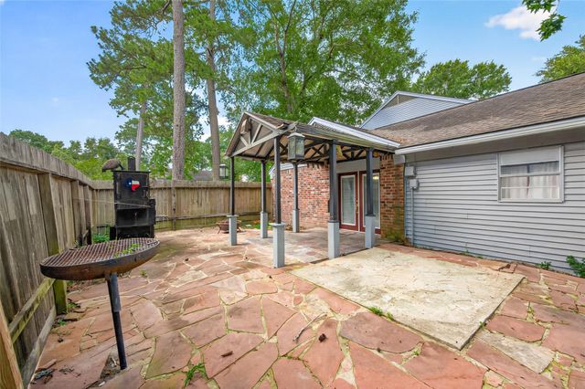 2239 Parkdale Drive, Houston, TX 77339