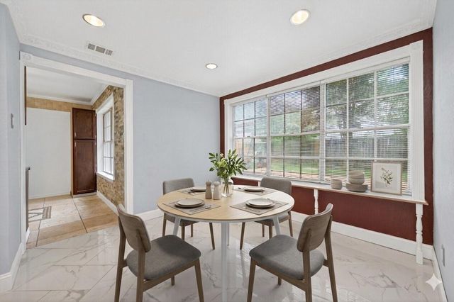 2239 Parkdale Drive, Houston, TX 77339