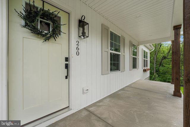 260 LOCUST DR, Louisa, VA 23093