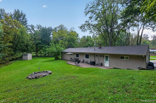 9007 Joseph Street, Grand Blanc, MI 48439