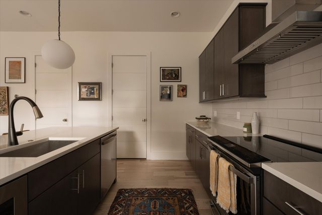 1242 2nd Ave S Unit 10, Nashville, TN 37210