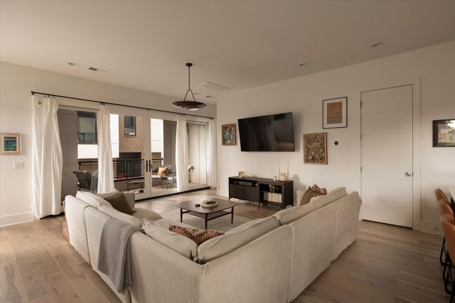 1242 2nd Ave S Unit 10, Nashville, TN 37210