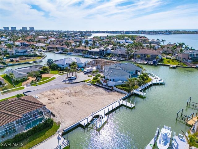 818 Elm CT, Marco Island, FL 34145
