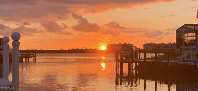 818 Elm CT, Marco Island, FL 34145