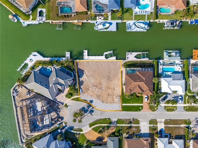 818 Elm CT, Marco Island, FL 34145