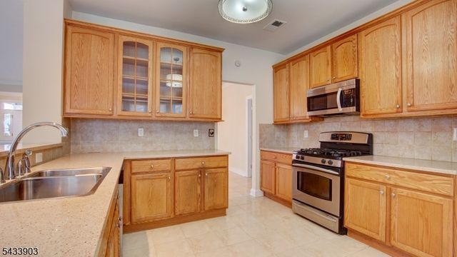 540 Becca Way, Monroe Twp., NJ 08831