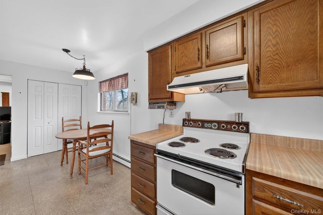 9 Briarcliff Drive S 16, Ossining, NY 10562