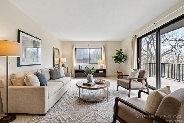 9 Briarcliff Drive S 16, Ossining, NY 10562