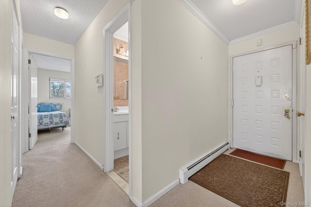 9 Briarcliff Drive S 16, Ossining, NY 10562