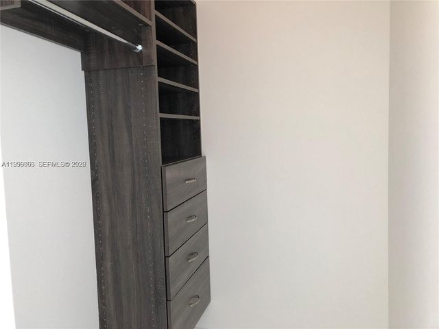 2960 NE 207th St 1101, Aventura, FL 33180