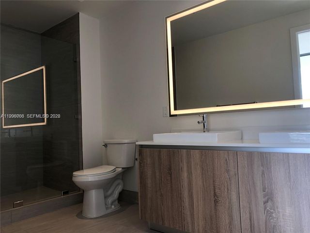 2960 NE 207th St 1101, Aventura, FL 33180