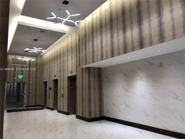 2960 NE 207th St 1101, Aventura, FL 33180