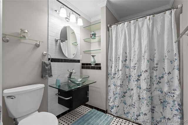 617 Northampton Road, Fayetteville, NC 28303