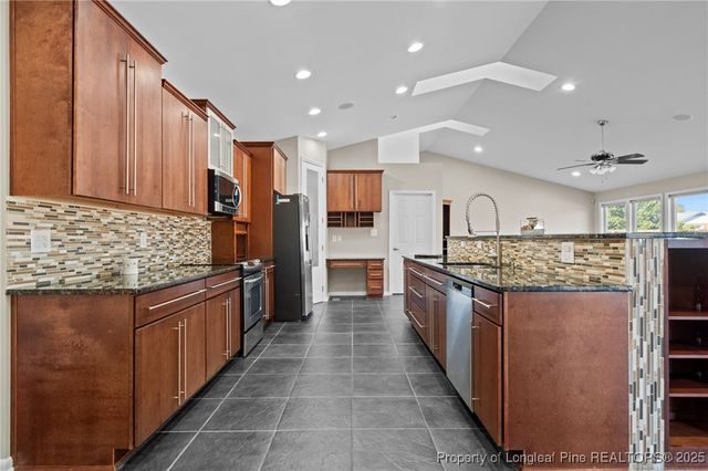 617 Northampton Road, Fayetteville, NC 28303