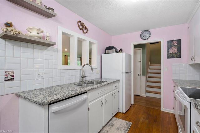8054 Deverow Court, Lewisville, NC 27023