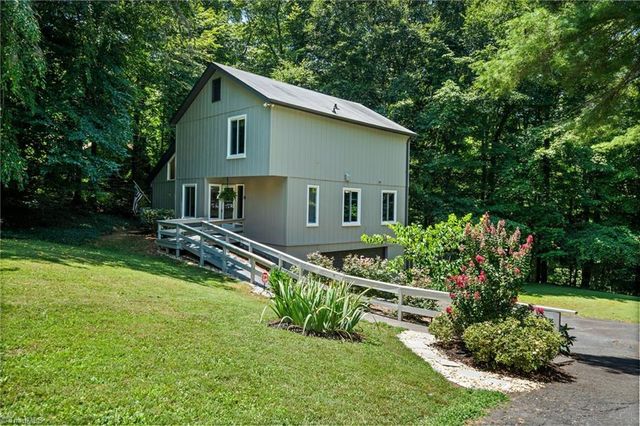 8054 Deverow Court, Lewisville, NC 27023