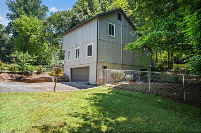8054 Deverow Court, Lewisville, NC 27023