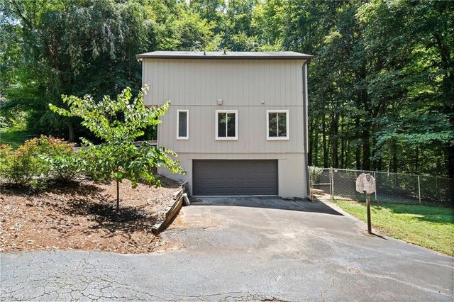 8054 Deverow Court, Lewisville, NC 27023