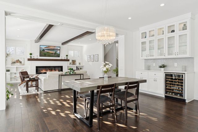 5213 Woodhill Road, Minnetonka, MN 55345