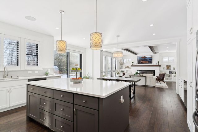 5213 Woodhill Road, Minnetonka, MN 55345