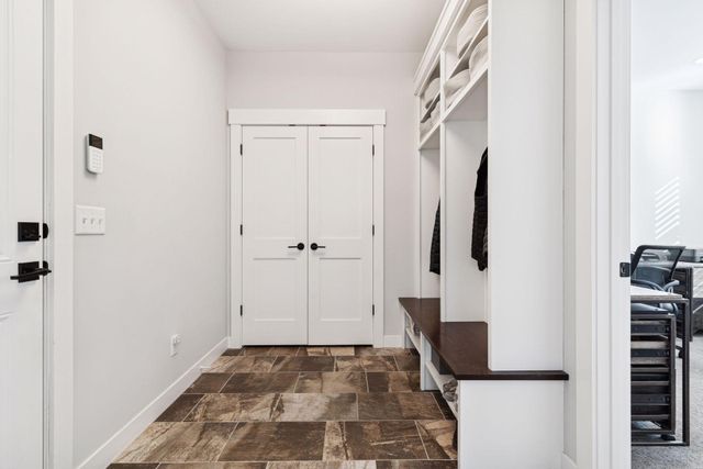 5213 Woodhill Road, Minnetonka, MN 55345