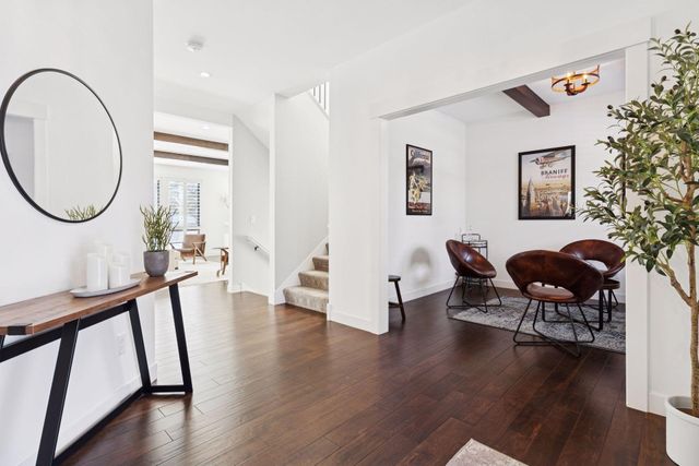 5213 Woodhill Road, Minnetonka, MN 55345