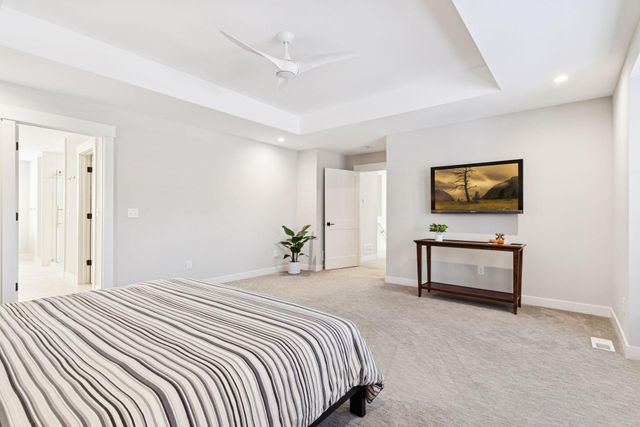 5213 Woodhill Road, Minnetonka, MN 55345