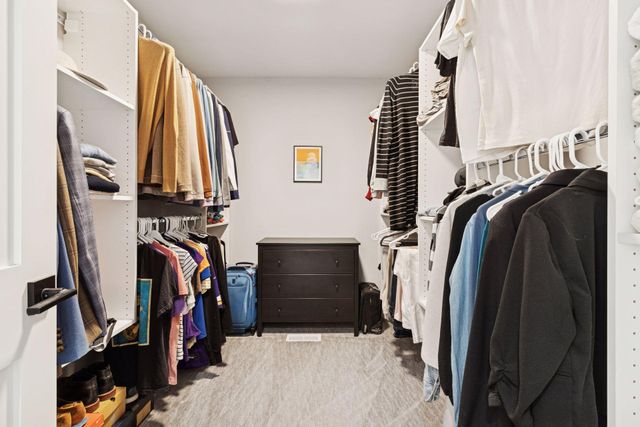 5213 Woodhill Road, Minnetonka, MN 55345