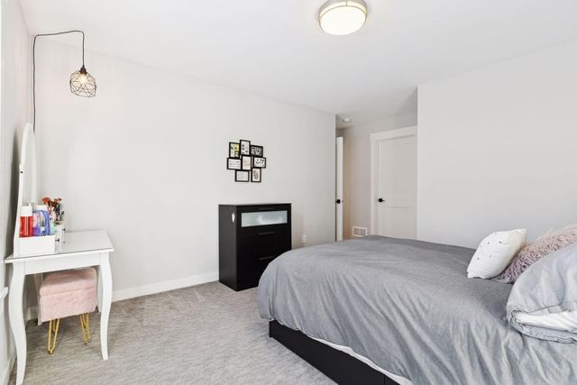 5213 Woodhill Road, Minnetonka, MN 55345