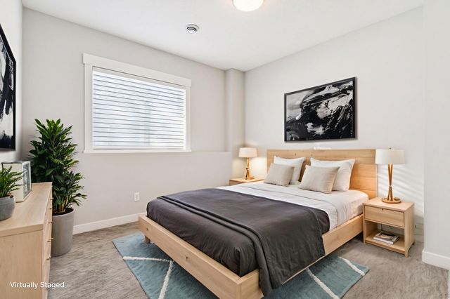 5213 Woodhill Road, Minnetonka, MN 55345