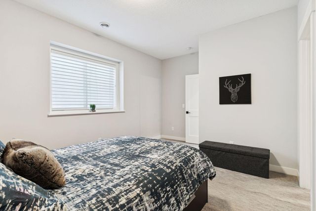 5213 Woodhill Road, Minnetonka, MN 55345