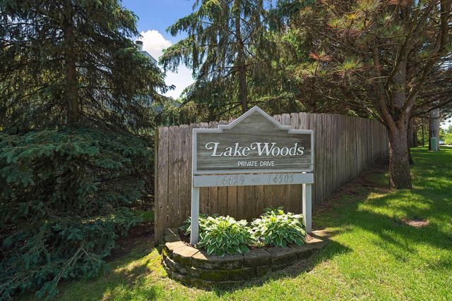 5213 Woodhill Road, Minnetonka, MN 55345