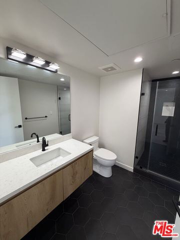 124 S Croft Avenue 303, Los Angeles, CA 90048