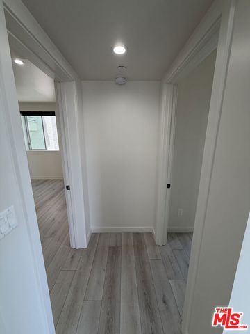 124 S Croft Avenue 303, Los Angeles, CA 90048