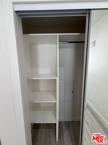 124 S Croft Avenue 303, Los Angeles, CA 90048