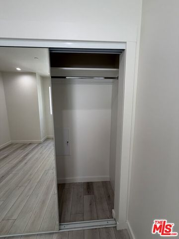 124 S Croft Avenue 303, Los Angeles, CA 90048