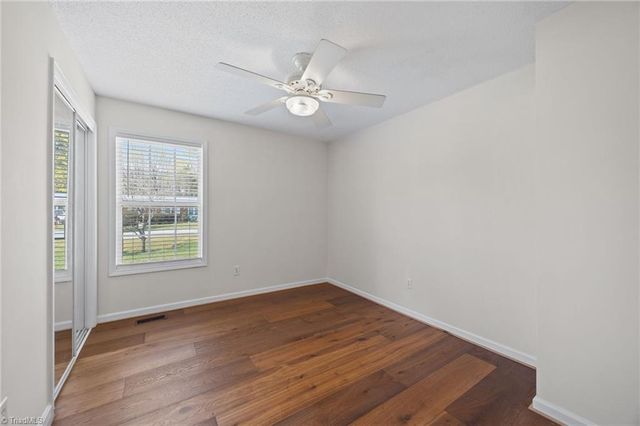 301 Cloverdale Drive, Archdale, NC 27263