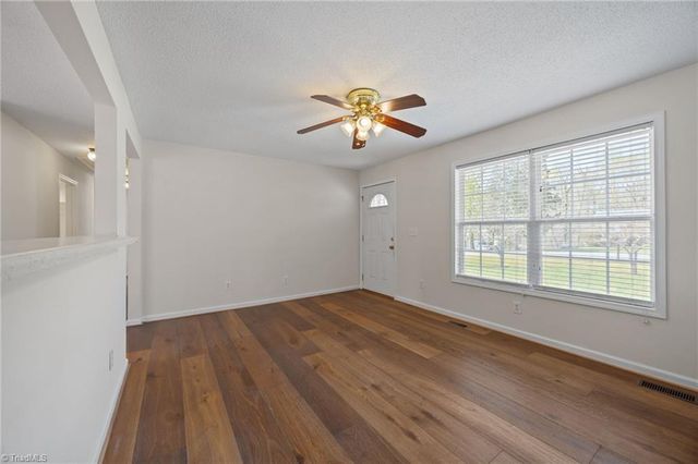 301 Cloverdale Drive, Archdale, NC 27263