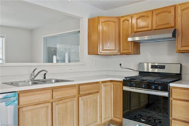 301 Cloverdale Drive, Archdale, NC 27263