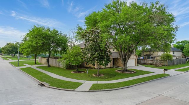 5103 Kleinbrook Drive, Houston, TX 77066