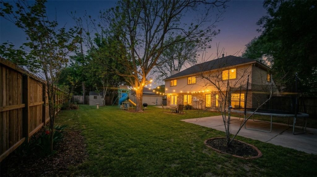 5103 Kleinbrook Drive, Houston, TX 77066