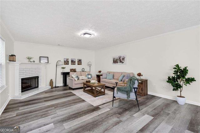 4035 Waters End Lane, Snellville, GA 30039