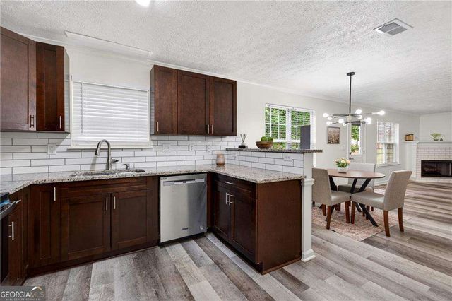 4035 Waters End Lane, Snellville, GA 30039