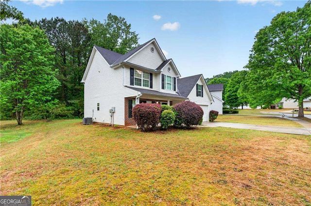 4035 Waters End Lane, Snellville, GA 30039