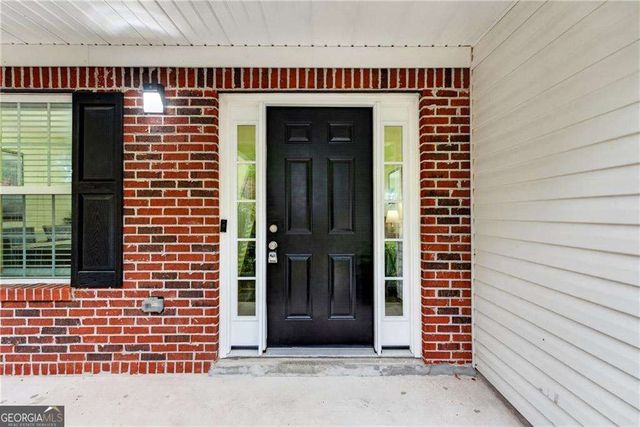 4035 Waters End Lane, Snellville, GA 30039