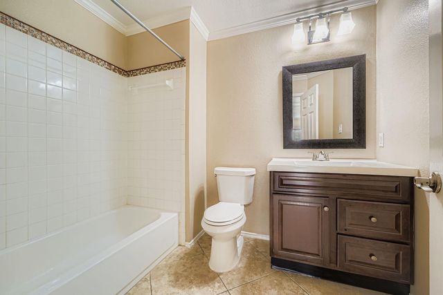 1301 Coral Cay LN, Round Rock, TX 78664